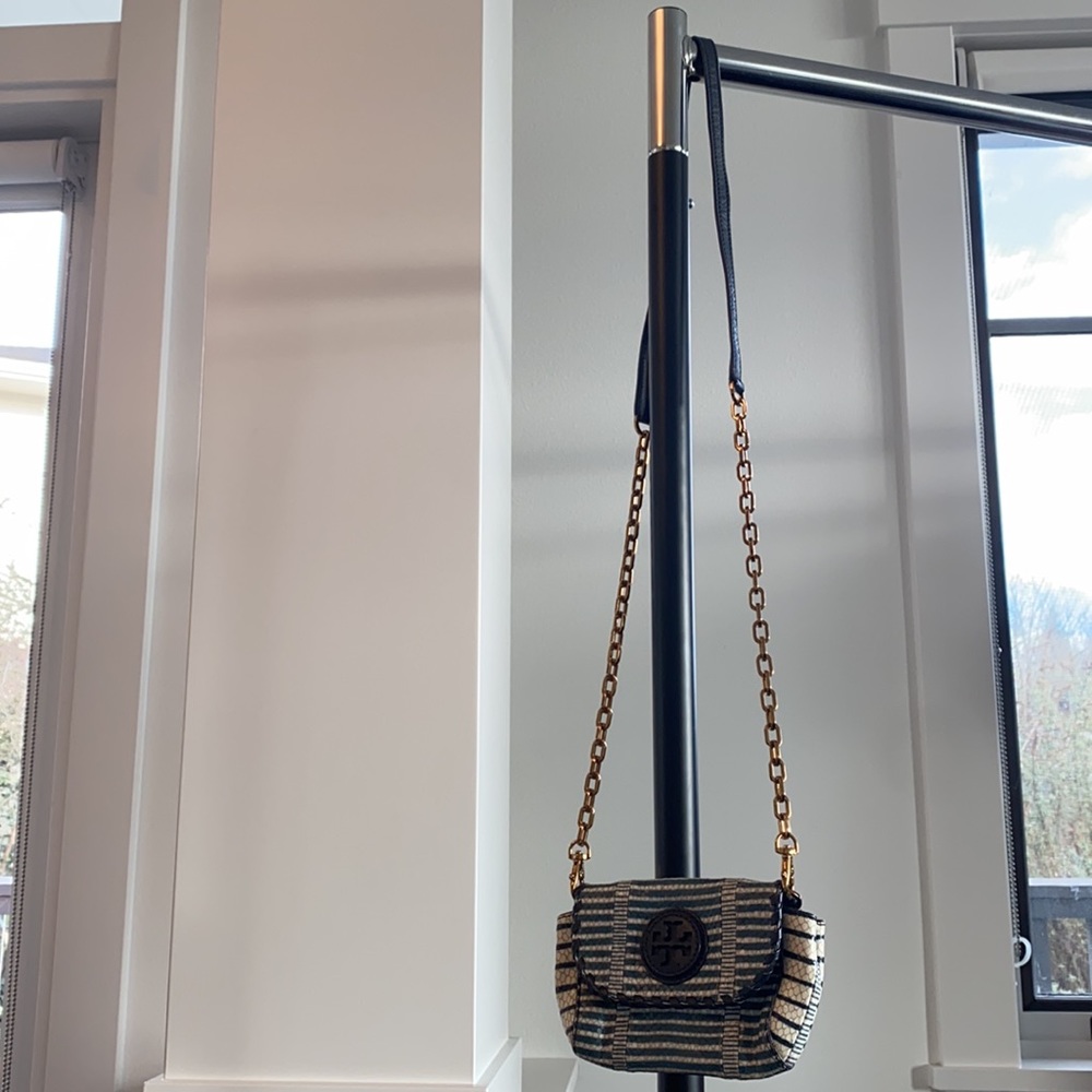 Tory Burch crossbody purse - Picture 3 of 4